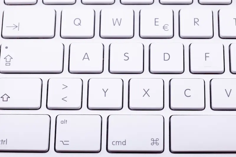 How to Master QWERTY Keyboard Typing